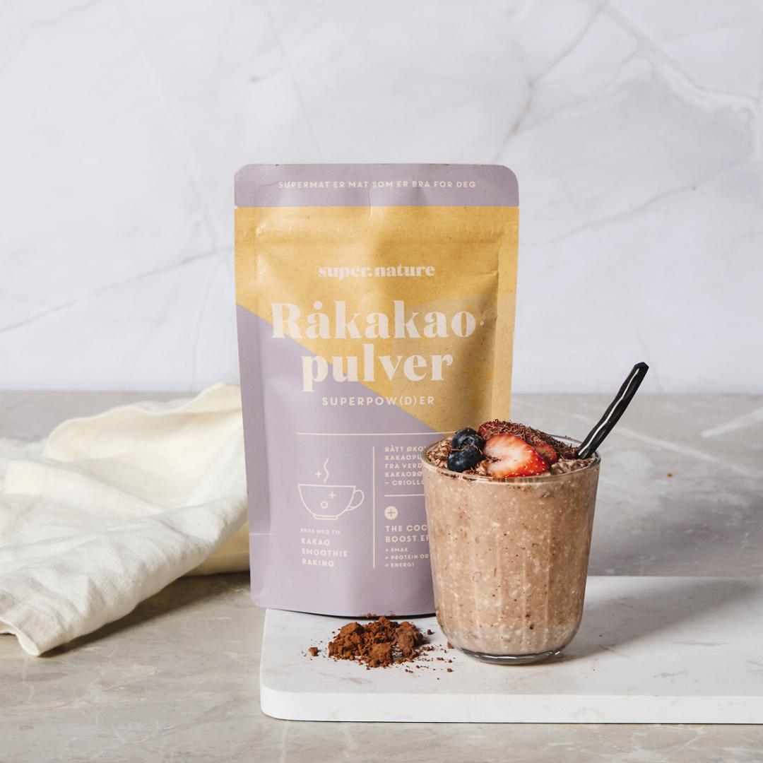 Image of Råkakaopulver and a smoothie bowl.